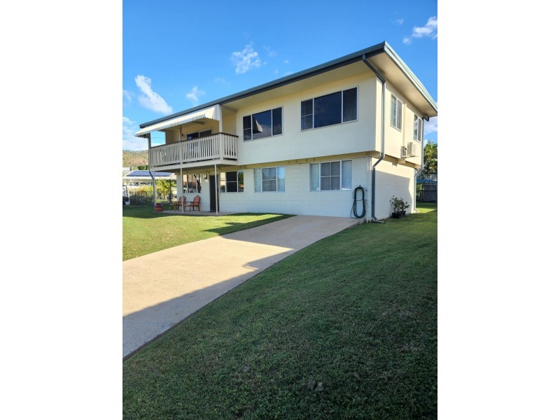 30 Burnett Crescent, Wulguru QLD 4811