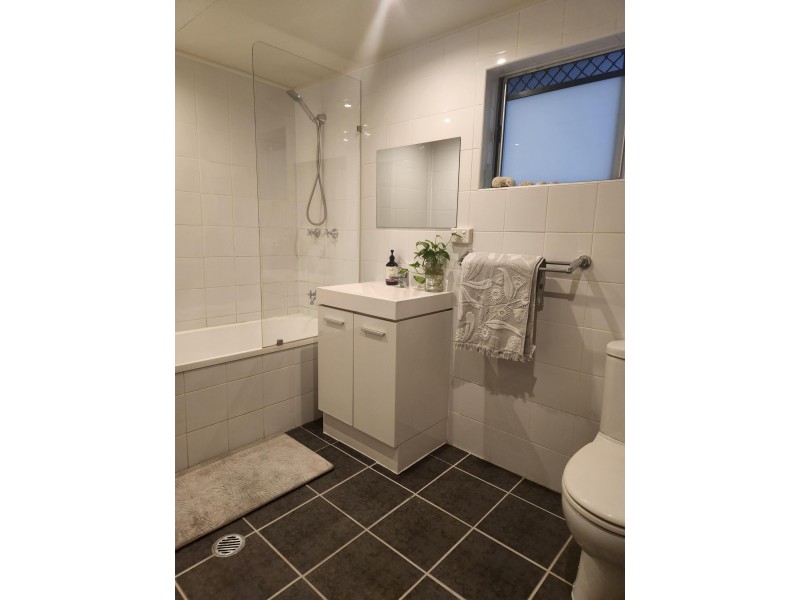30 Burnett Crescent, Wulguru QLD 4811