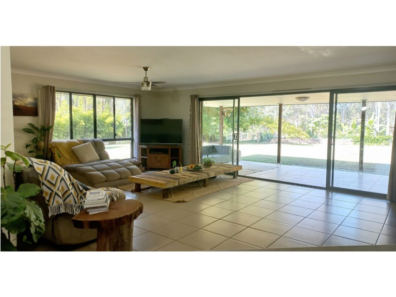 11 Scott Thomas Drive, Sexton QLD 4570