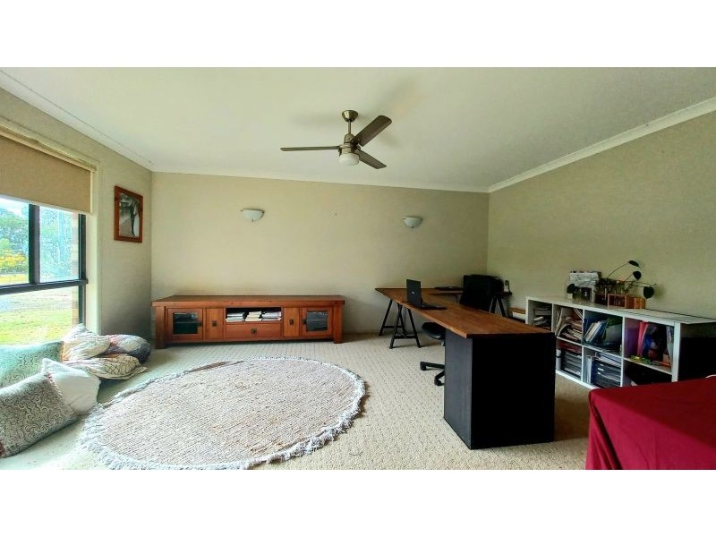 11 Scott Thomas Drive, Sexton QLD 4570