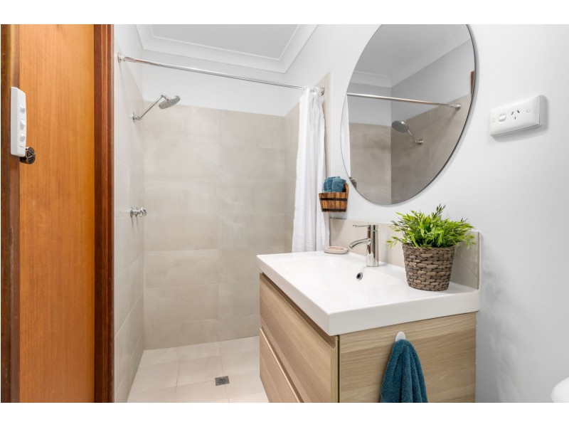 13 Swan Avenue, Collie WA 6225