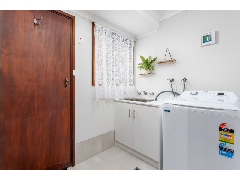 13 Swan Avenue, Collie WA 6225