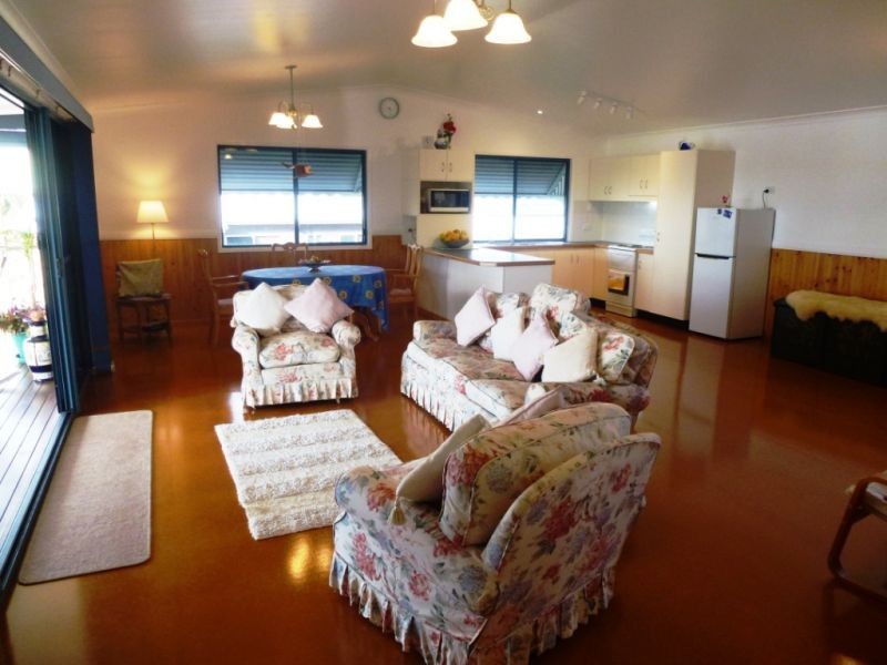 13 Jensen Avenue, Maaroom QLD 4650