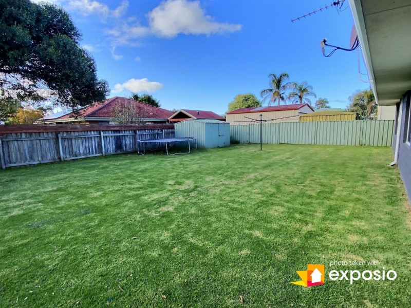 18 Amberley Loop, Dunsborough WA 6281