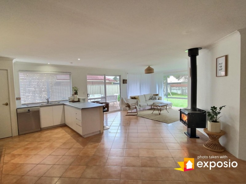 18 Amberley Loop, Dunsborough WA 6281