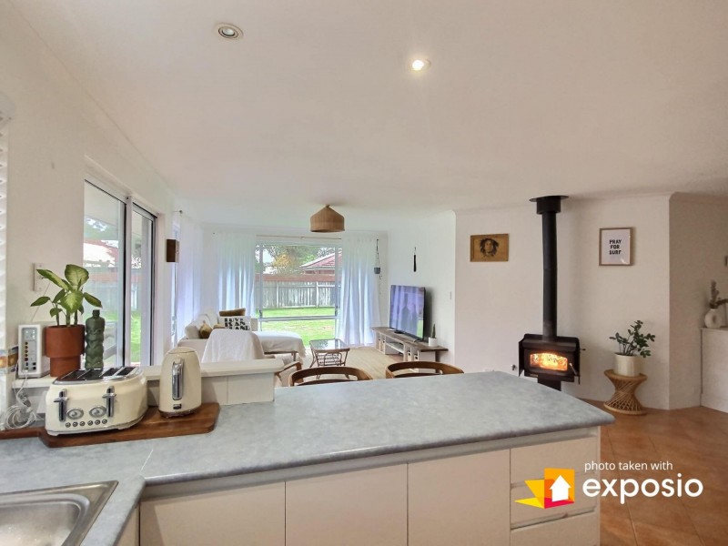 18 Amberley Loop, Dunsborough WA 6281