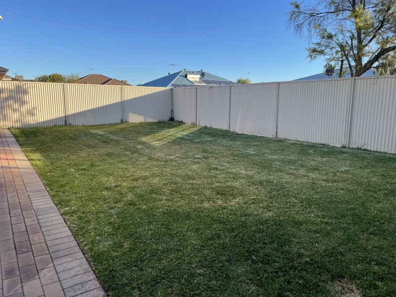 141 Harrington Waters Drive, Waikiki WA 6169