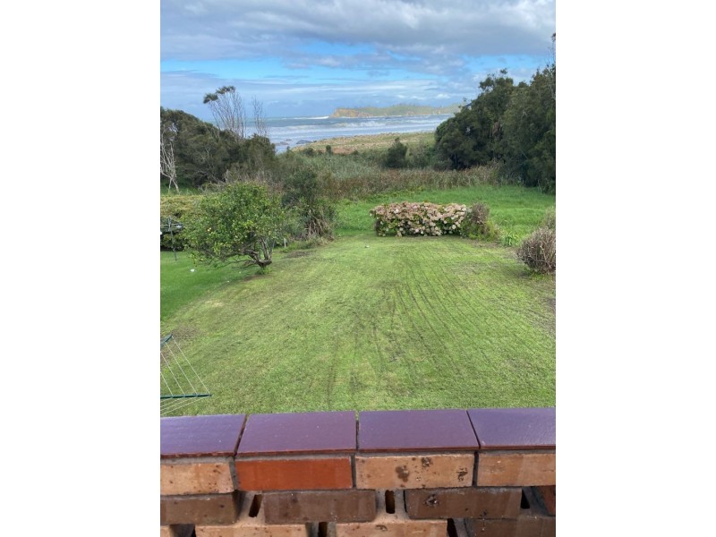 27 Tallawang Ave, Malua Bay NSW 2536