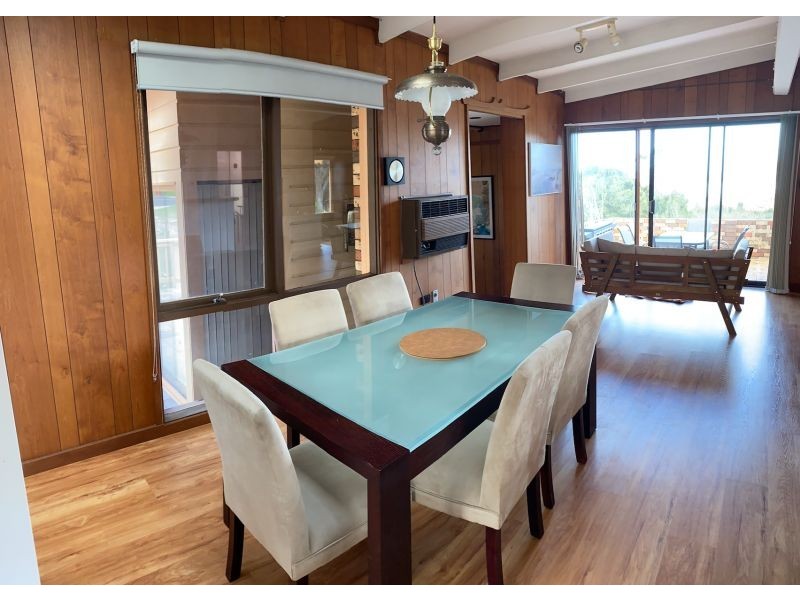 27 Tallawang Ave, Malua Bay NSW 2536