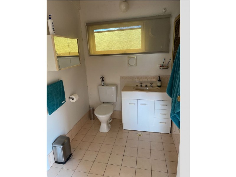 27 Tallawang Ave, Malua Bay NSW 2536