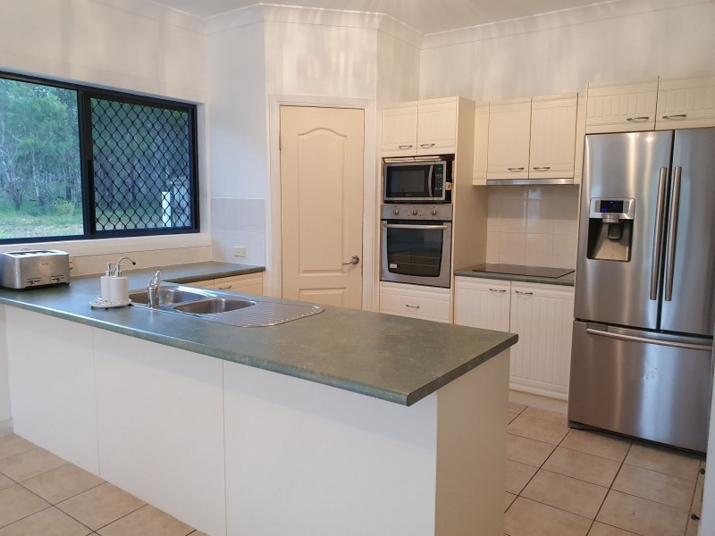 20 Corrimal Place, Sandstone Point QLD 4511