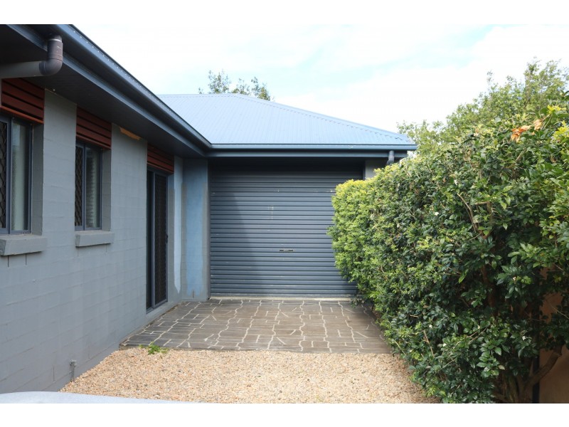 20 Corrimal Place, Sandstone Point QLD 4511