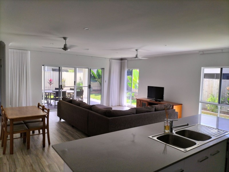 42 Etty Street, Kewarra Beach QLD 4879