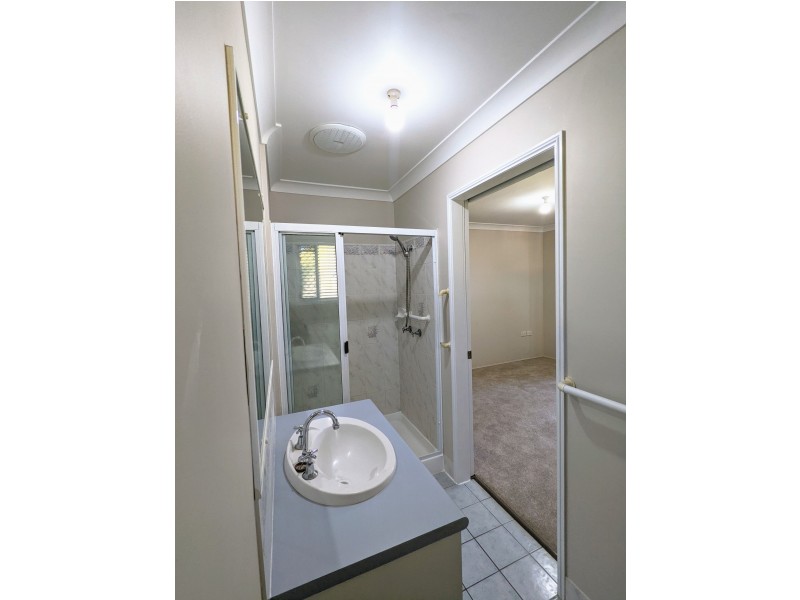 90 Sondra Lena Drive, Glenlee QLD 4711