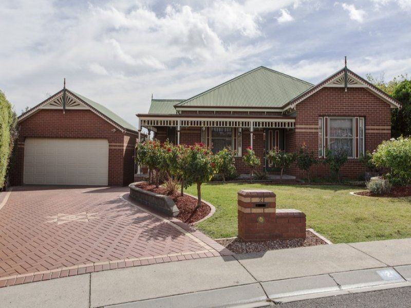 2 Tea-Tree court, Strathdale VIC 3550