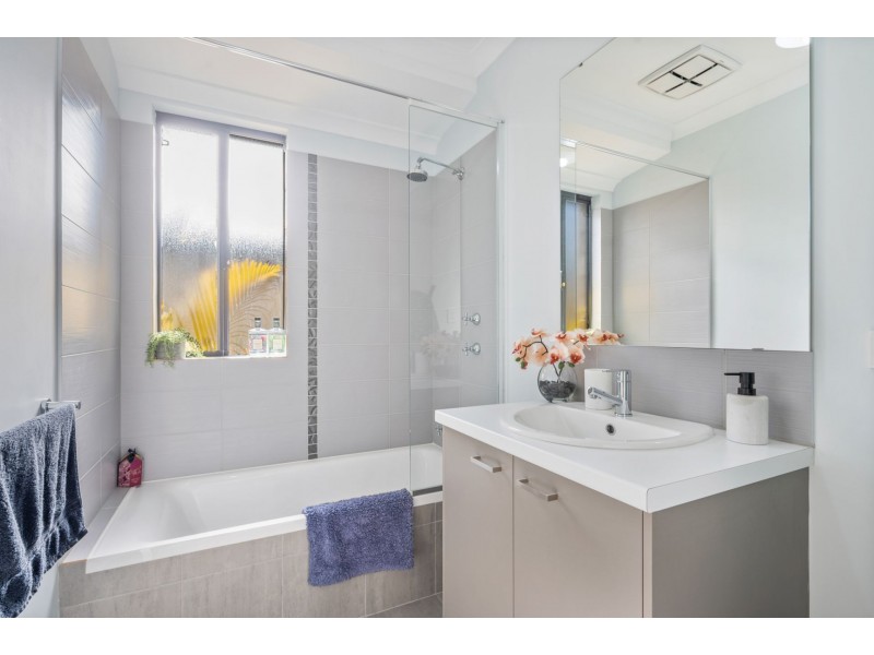 21 Resolve Crescent, Eaton WA 6232
