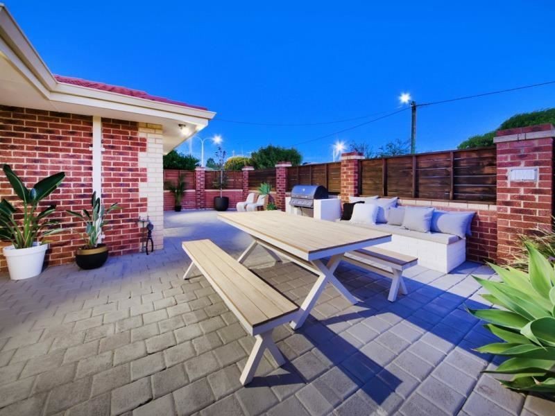 1/31 Daley Street, Yokine WA 6060