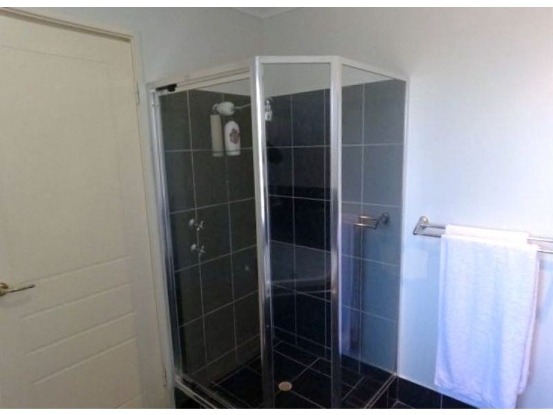 5D Batman Road, Canning Vale WA 6155