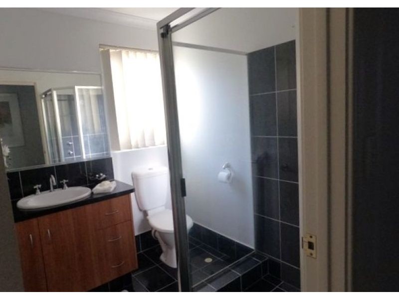 5D Batman Road, Canning Vale WA 6155