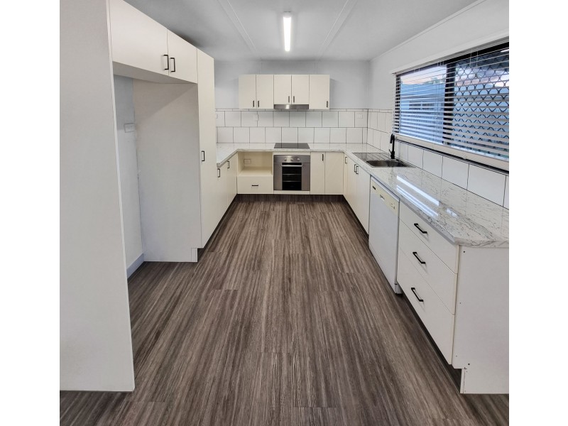 13 Tait St, Kelso QLD 4815