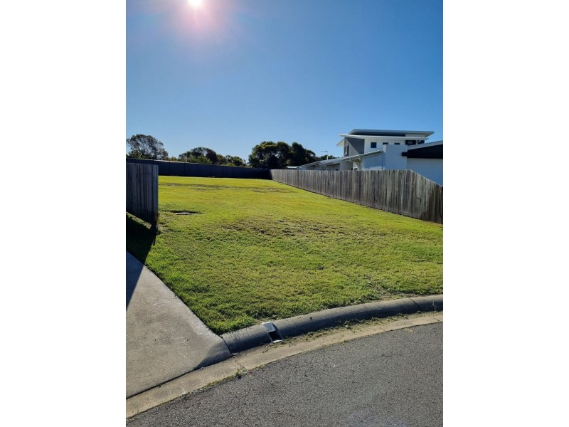 9 Ridge View Court, Nikenbah QLD 4655