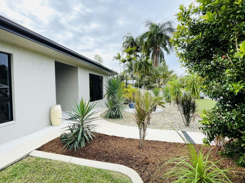 1 Justin Street, Balgal Beach QLD 4816