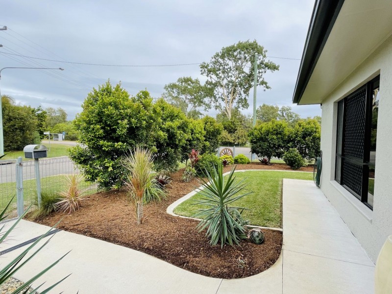 1 Justin Street, Balgal Beach QLD 4816