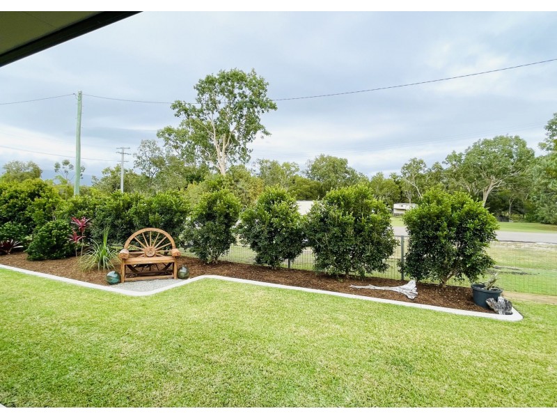 1 Justin Street, Balgal Beach QLD 4816