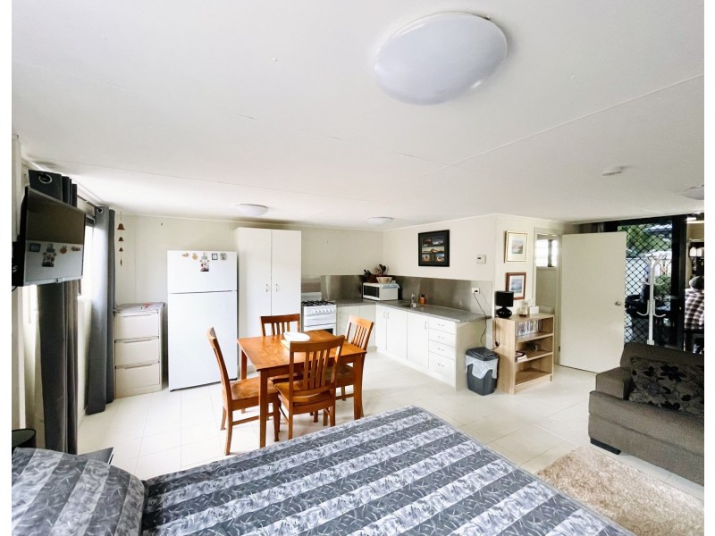 1 Justin Street, Balgal Beach QLD 4816