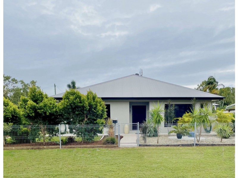 1 Justin Street, Balgal Beach QLD 4816