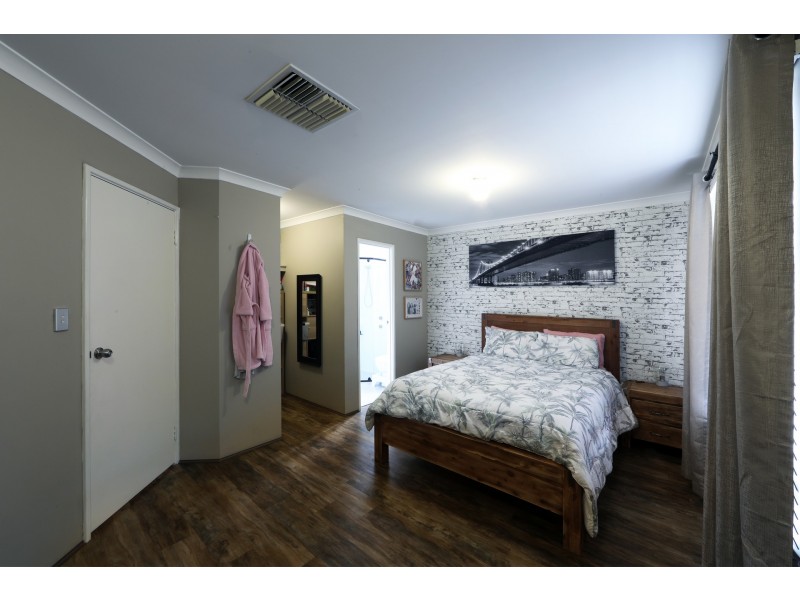 34 Rossini Circle, Ellenbrook WA 6069