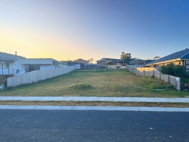 15 Holstein Street, Moruya NSW 2537