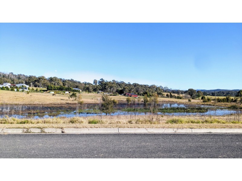 15 Holstein Street, Moruya NSW 2537