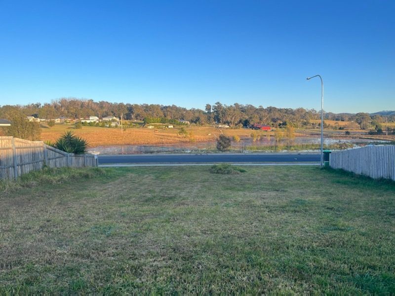 15 Holstein Street, Moruya NSW 2537