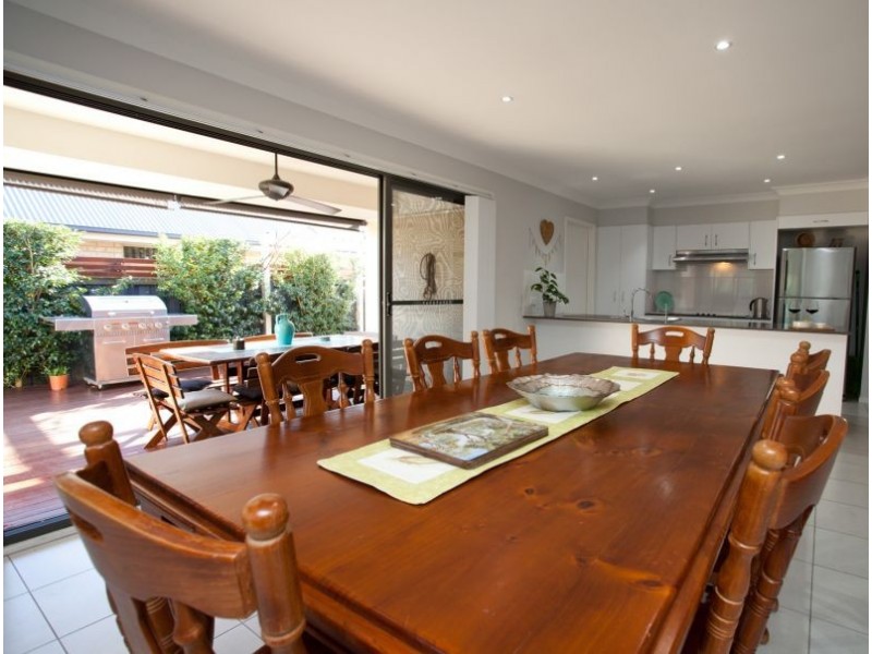 53 Windward Cct, Tea Gardens NSW 2324