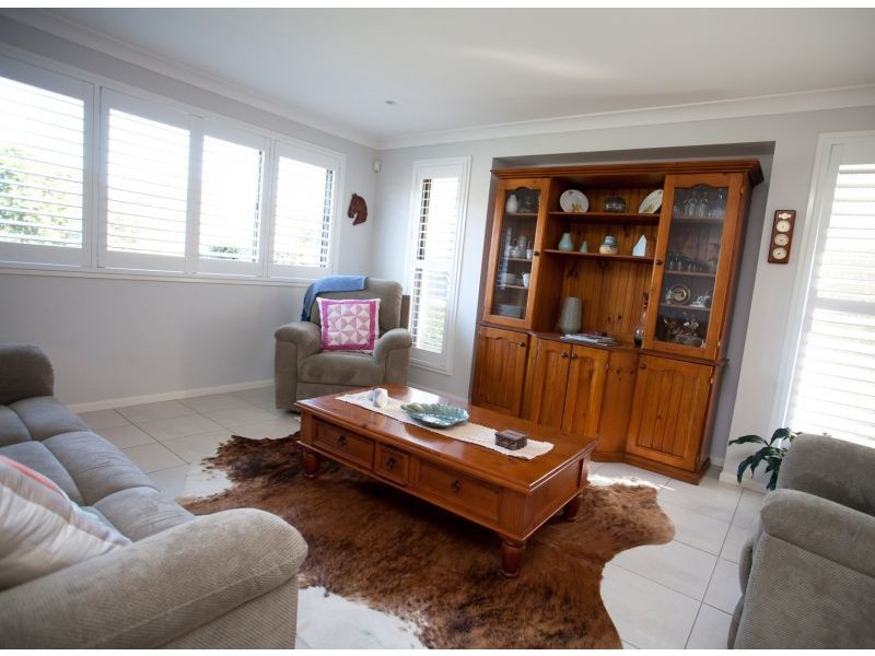 53 Windward Cct, Tea Gardens NSW 2324