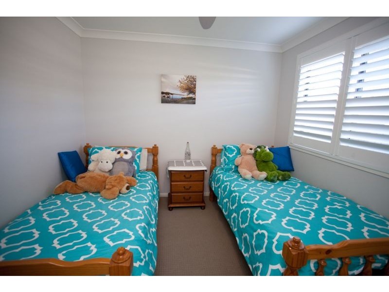 53 Windward Cct, Tea Gardens NSW 2324