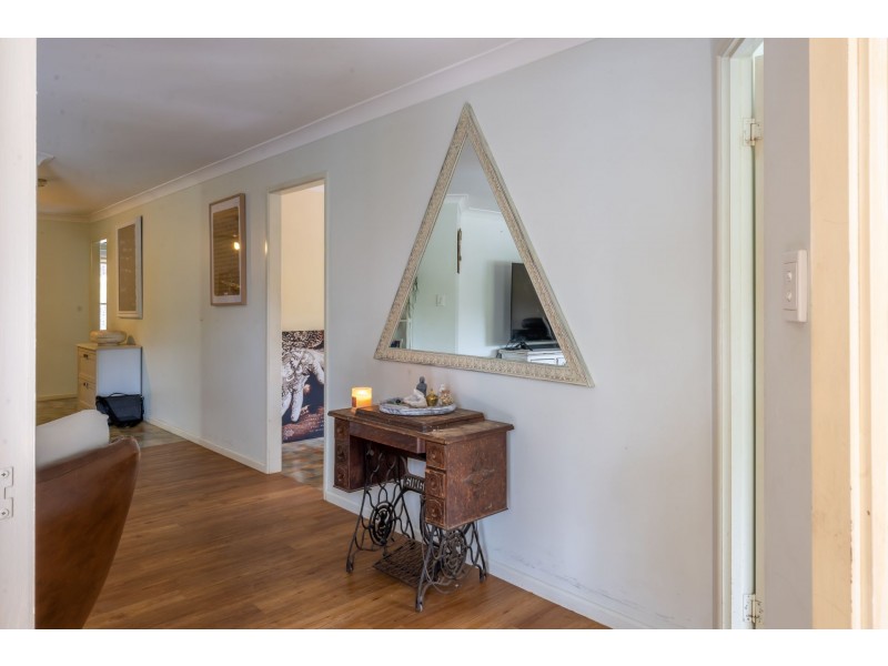 42 Calala Court, Bonogin QLD 4213