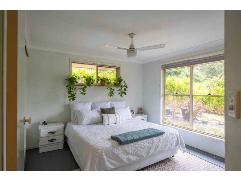 42 Calala Court, Bonogin QLD 4213