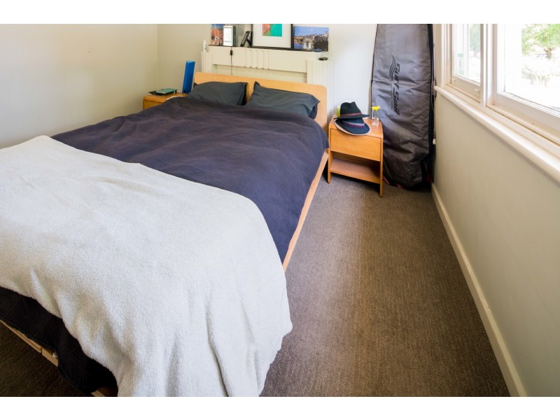 10 Lee Avenue, Hilton WA 6163