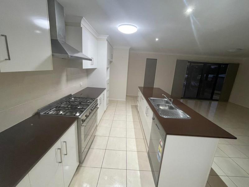 71 Grant Crescent, Wondai QLD 4606
