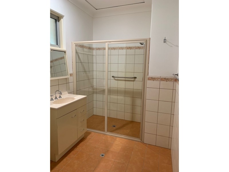 21 Carinya Gardens, Katanning WA 6317