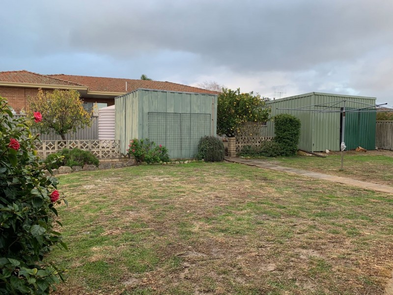 21 Carinya Gardens, Katanning WA 6317