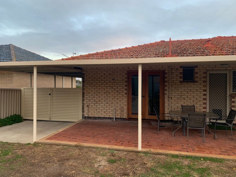 21 Carinya Gardens, Katanning WA 6317