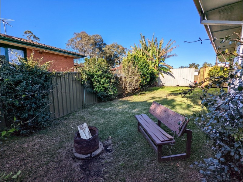 27 Reliance Crescent, Willmot NSW 2770