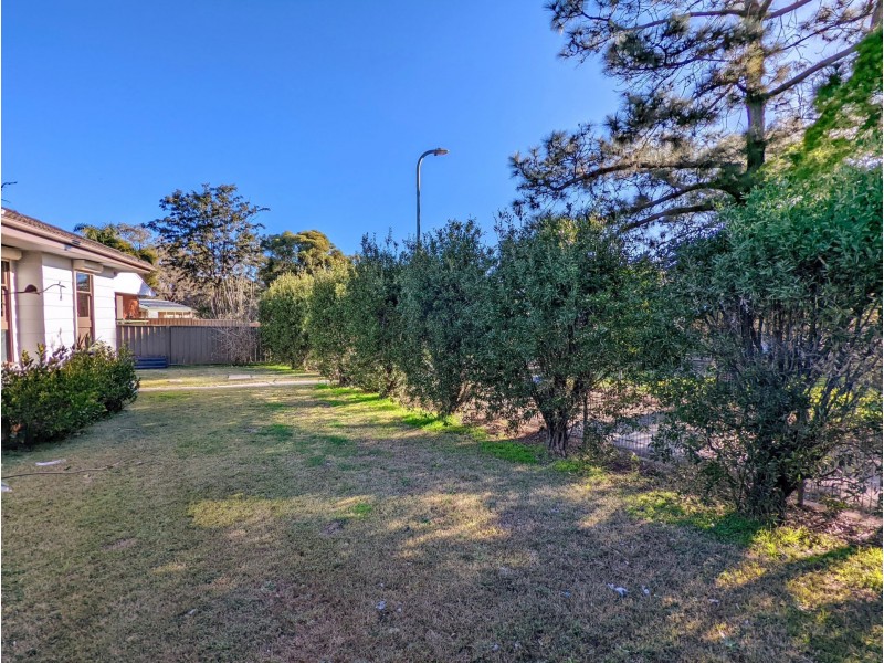 27 Reliance Crescent, Willmot NSW 2770