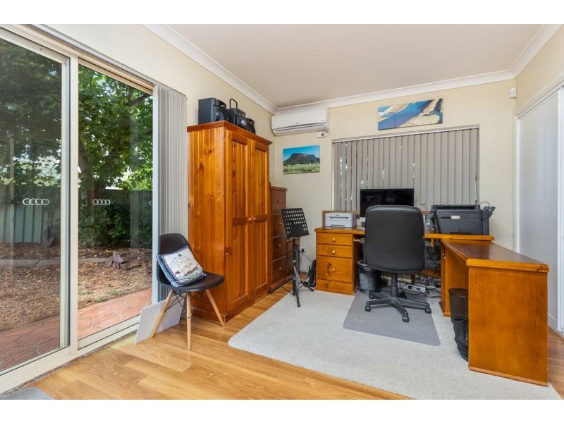 22 Cassia Way, Junee NSW 2663