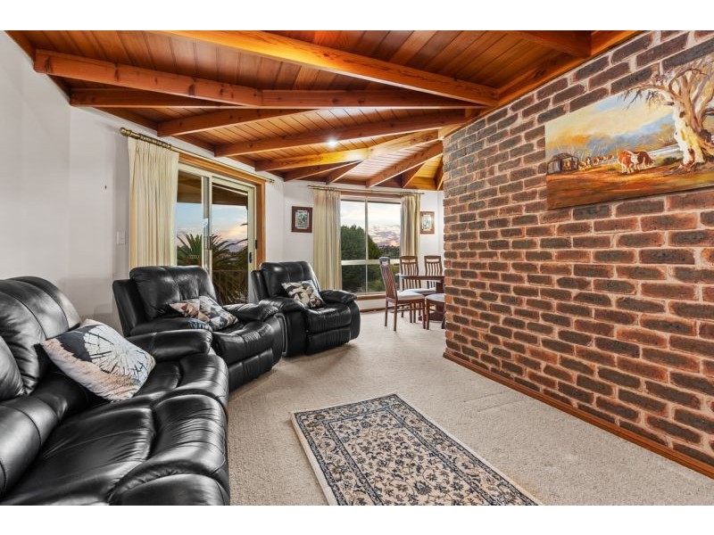 22 Cassia Way, Junee NSW 2663