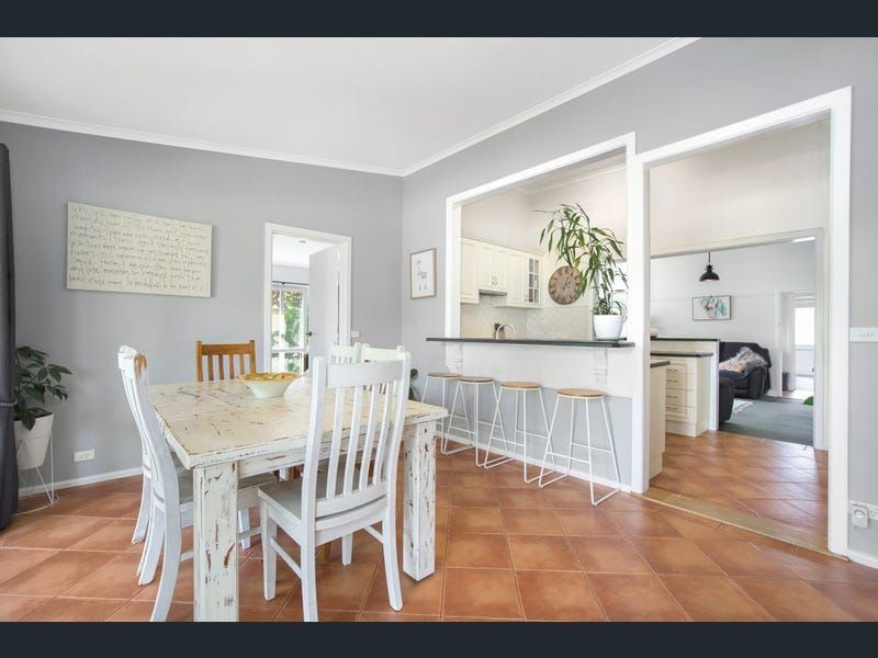 33 Vincent St, Ararat VIC 3377