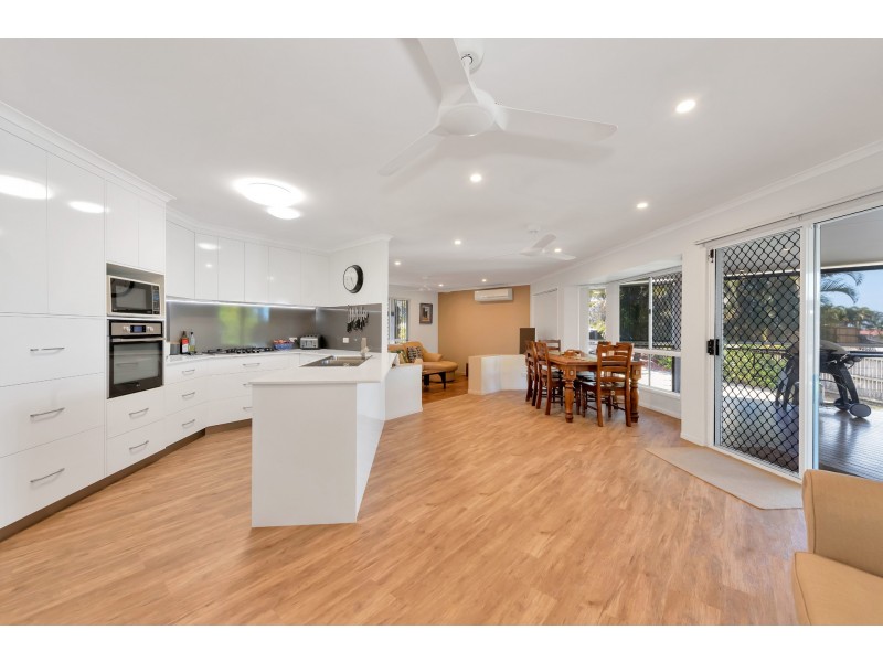 12 Cinnamon Drive, Glenella QLD 4740